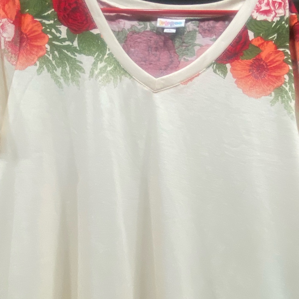 LuLaRoe Cream Top with Red and Green Floral Design - Picture 4 of 7